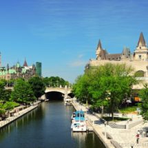 Parlament a Chateau Fairmont Ottawa