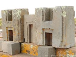Puma Punku H-bloky