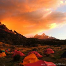 východ slunce Paine Grande Torres del Paine